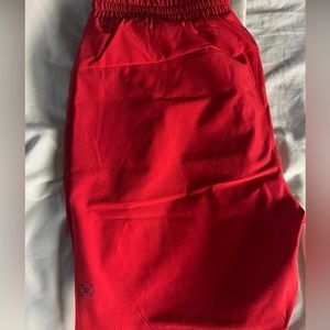 Lululemon men’s pool short